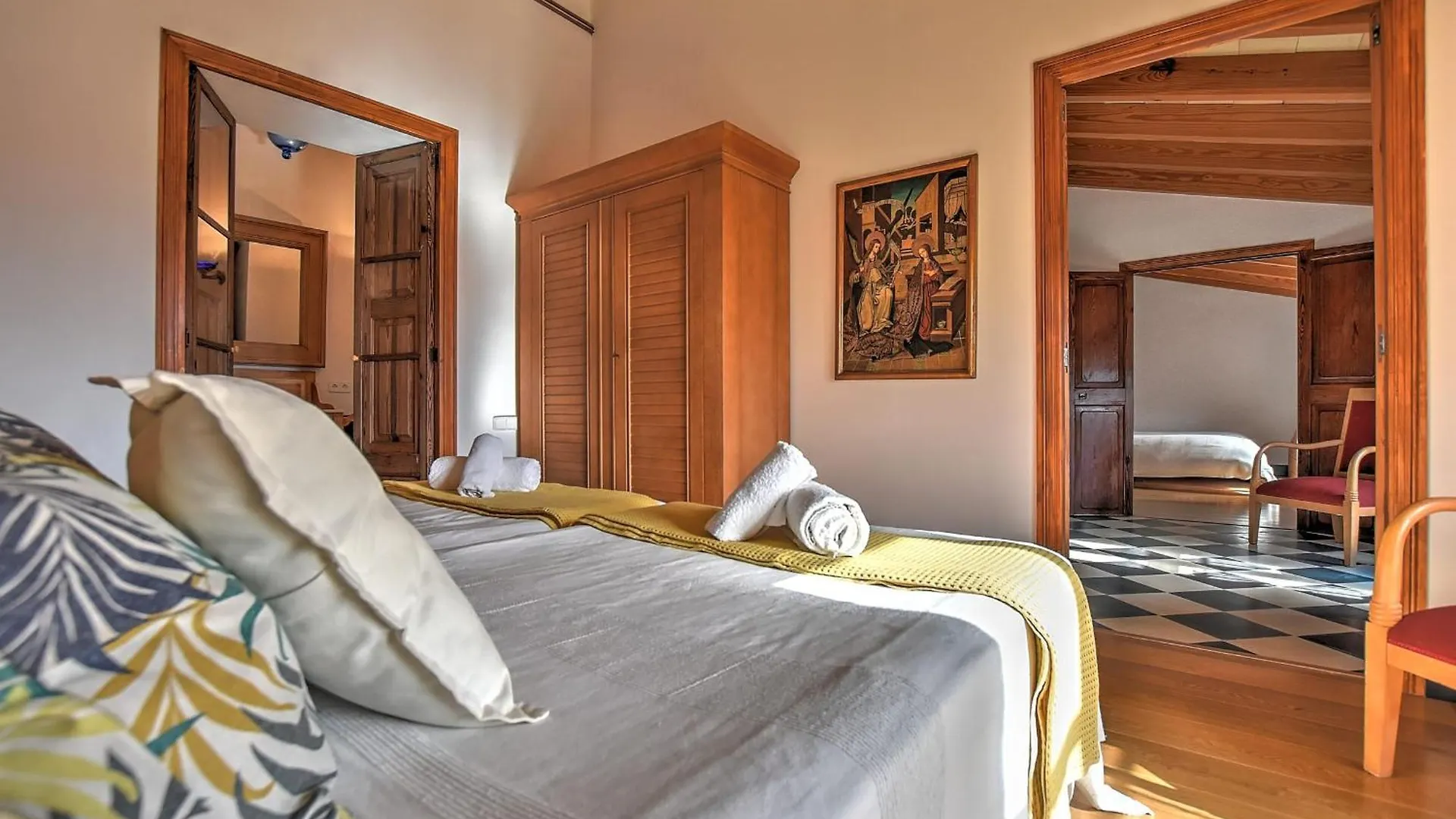 Villa Can Pulit By Slow Villas Selva